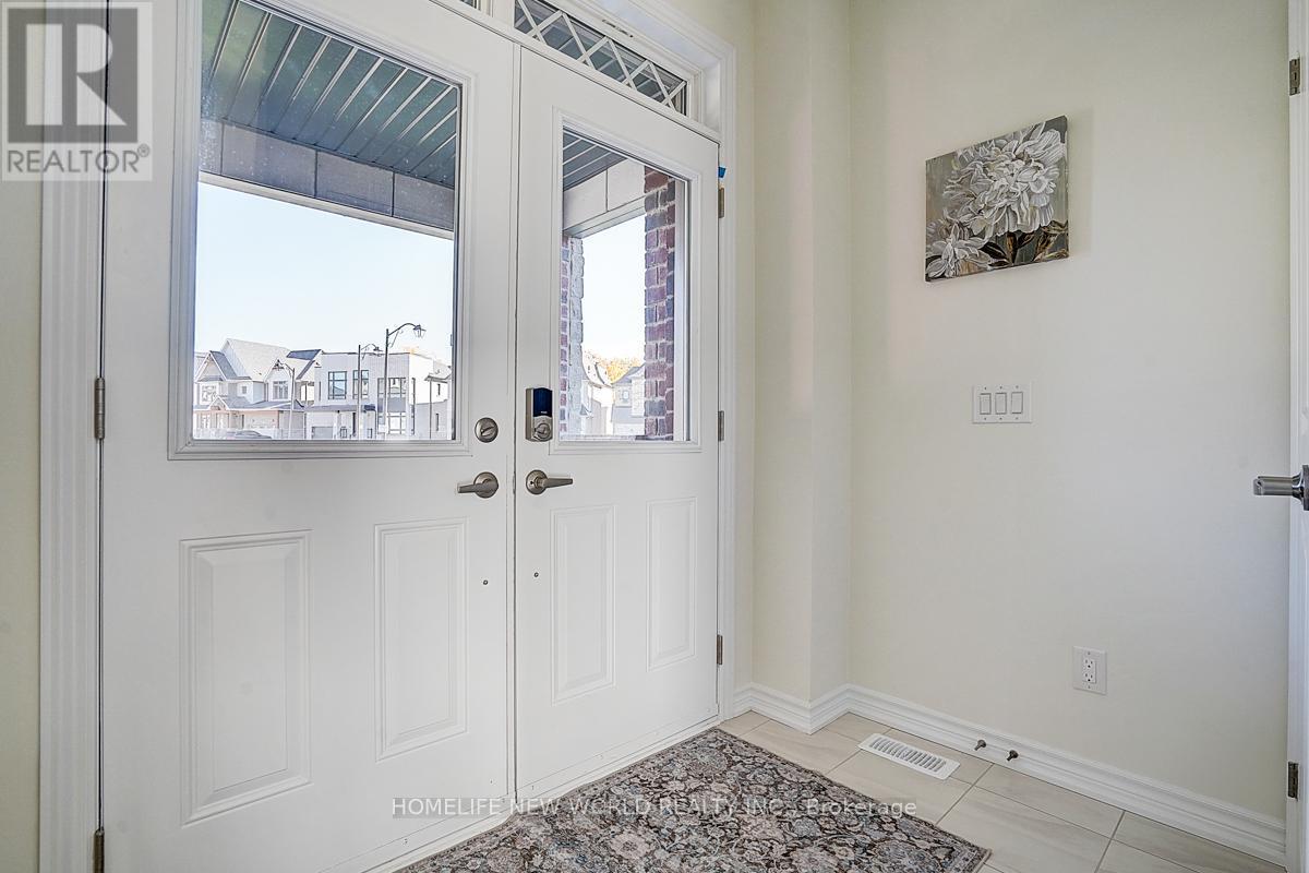 4 Freeman Williams Street, Markham, ON - Indoor Photo Showing Other Room