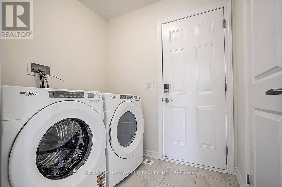 4 Freeman Williams Street, Markham, ON - Indoor Photo Showing Laundry Room