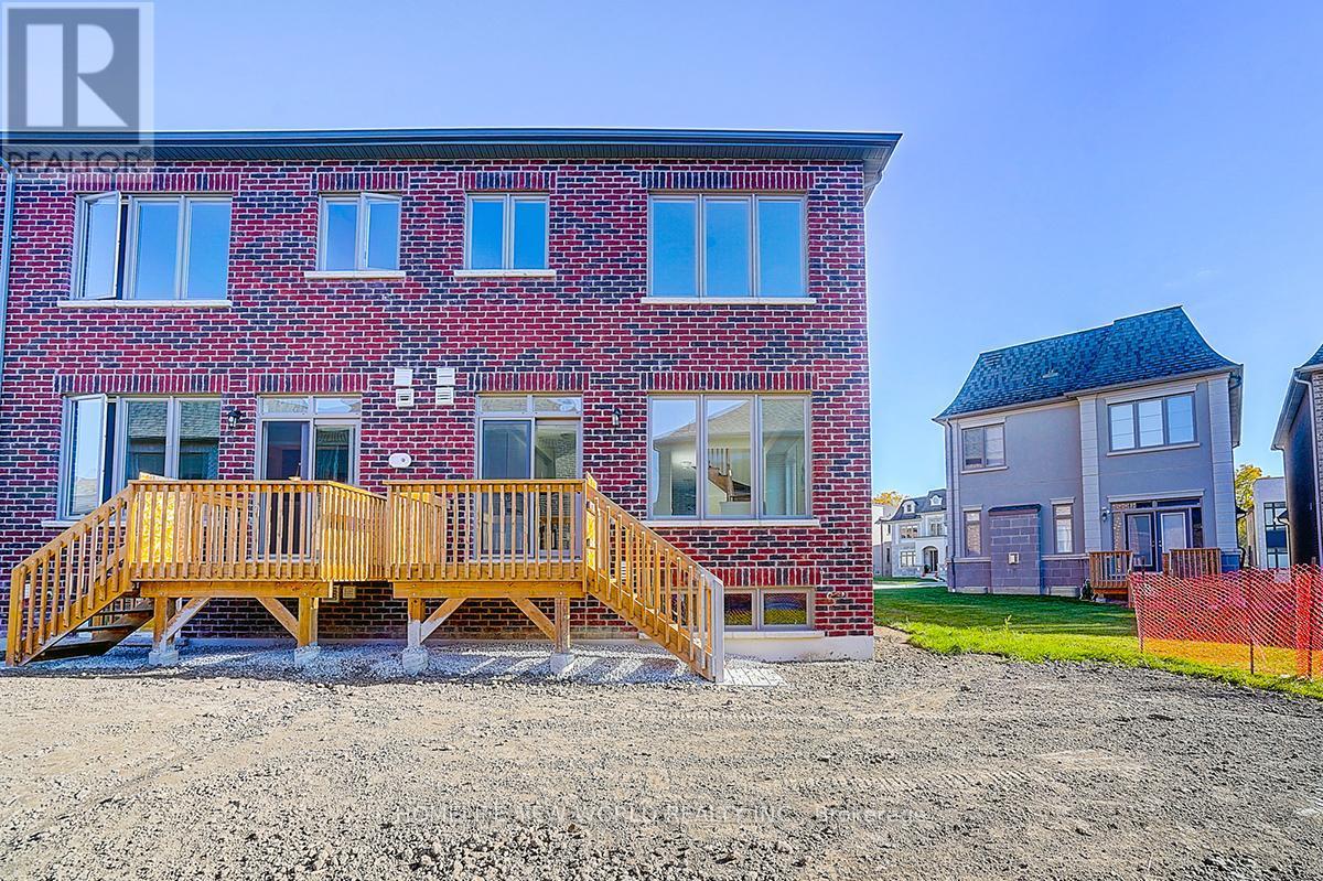 4 Freeman Williams Street, Markham, ON - Outdoor