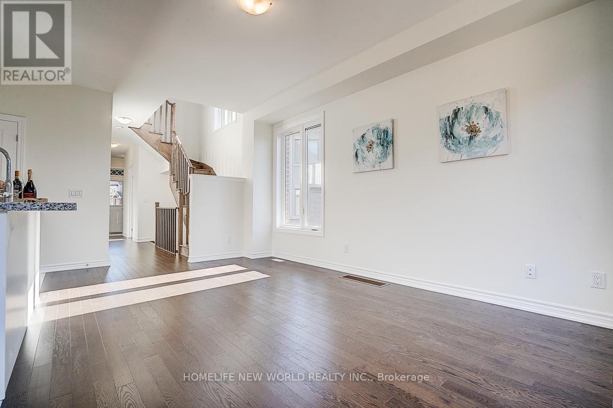 4 Freeman Williams Street, Markham, ON - Indoor Photo Showing Other Room