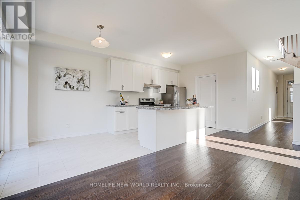 4 Freeman Williams Street, Markham, ON - Indoor Photo Showing Kitchen