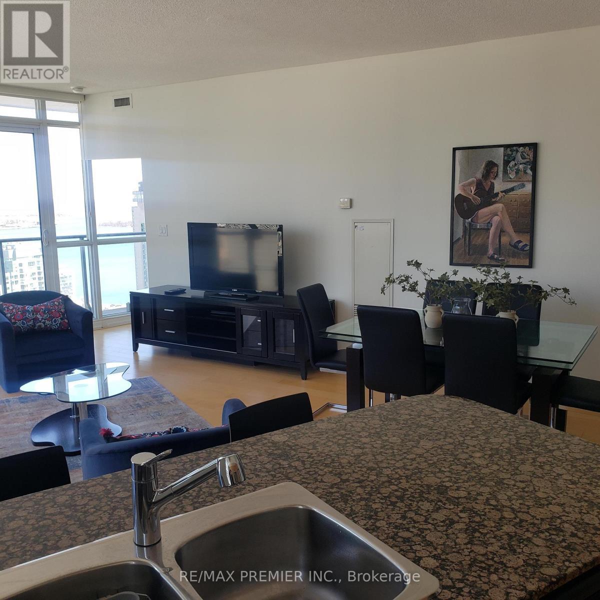 3308 - 65 Bremner Boulevard, Toronto, ON - Indoor