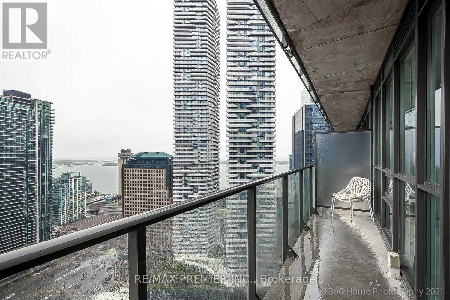 3308 - 65 Bremner Boulevard, Toronto, ON - Outdoor