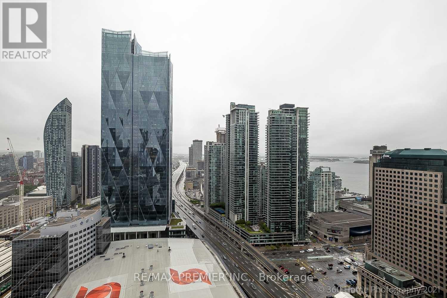 3308 - 65 Bremner Boulevard, Toronto, ON - Outdoor