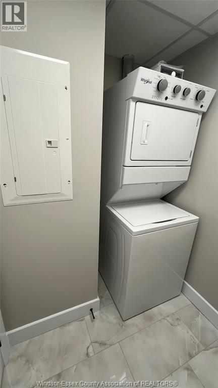 140 Main East Unit# 305, Kingsville, ON - Indoor Photo Showing Laundry Room