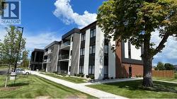 140 MAIN East Unit# 305 Kingsville, ON N9Y 1A6