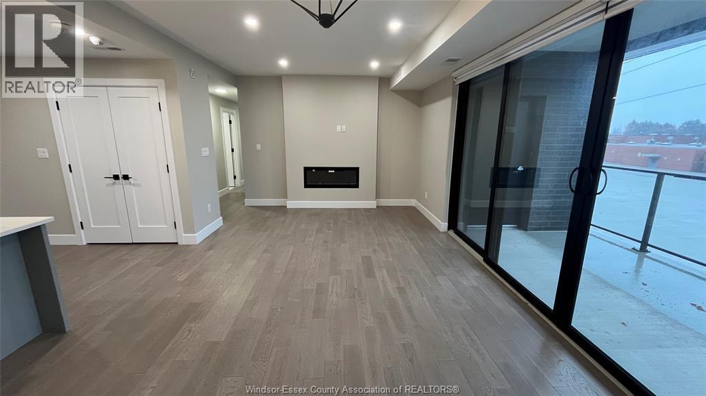 140 Main East Unit# 305, Kingsville, ON - Indoor Photo Showing Other Room