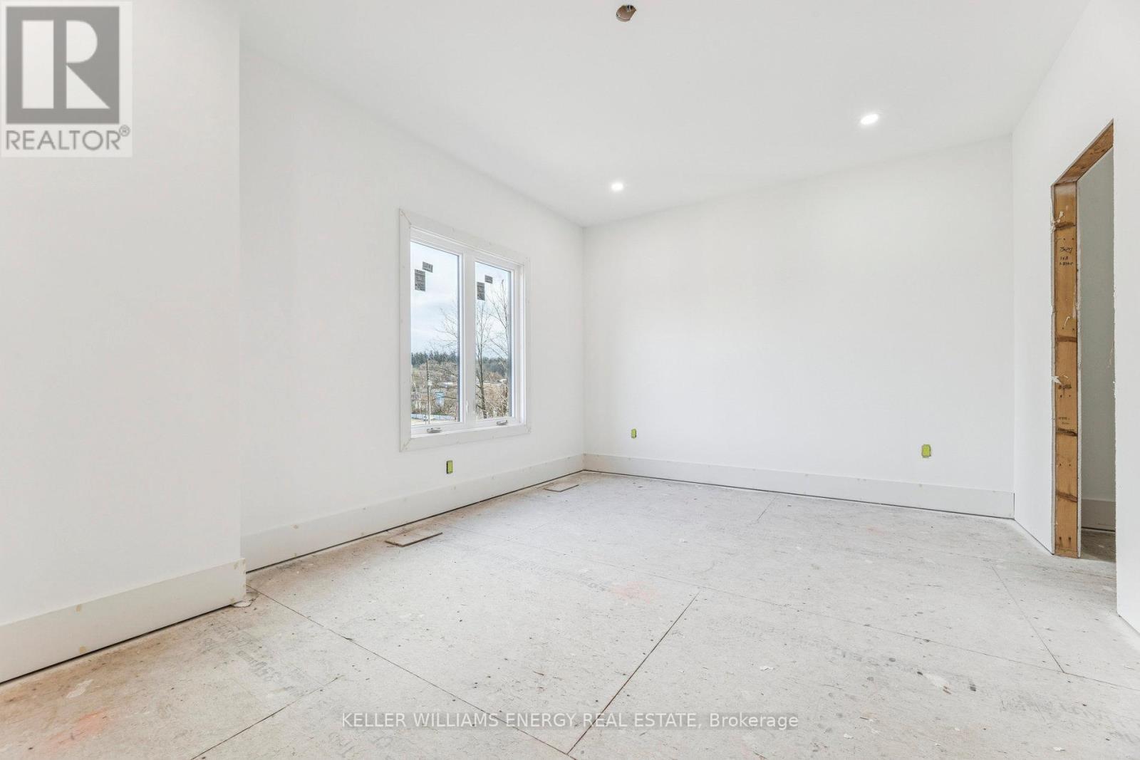 13 Union Street, Cavan Monaghan (Millbrook Village), ON - Indoor Photo Showing Other Room