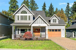 768 Hanbury Pl Highlands, BC V9B 0E3