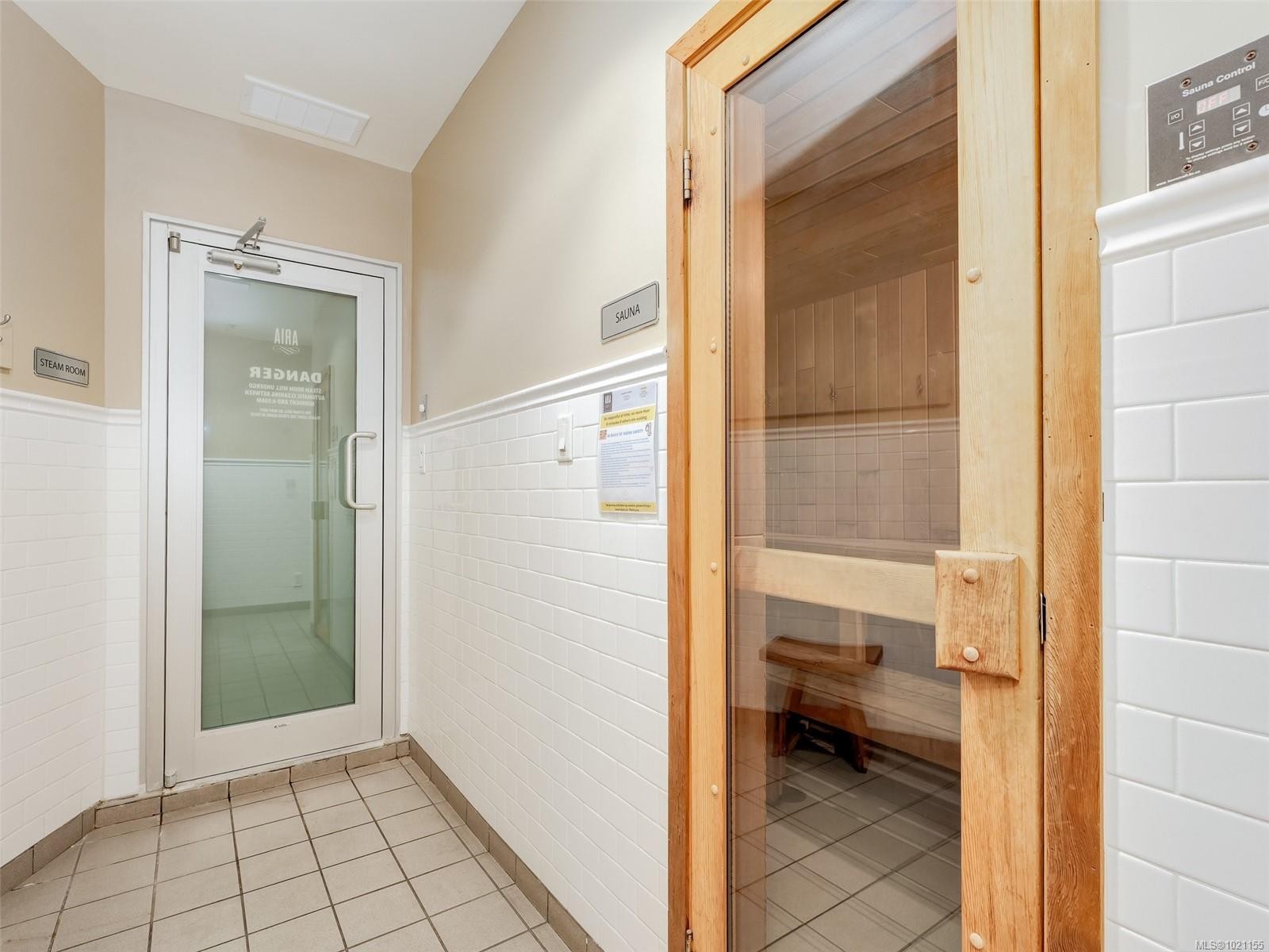 N609-737 Humboldt St, Victoria, BC - Indoor Photo Showing Other Room