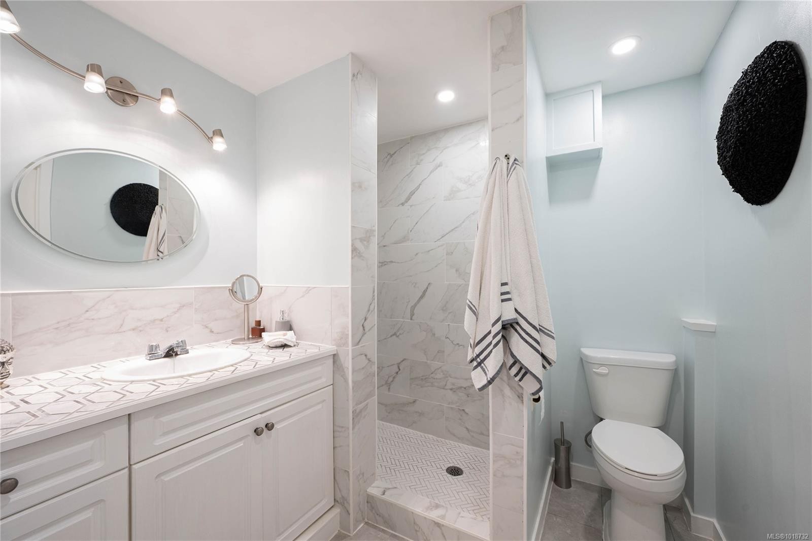 10654 Youbou Rd, Youbou, BC