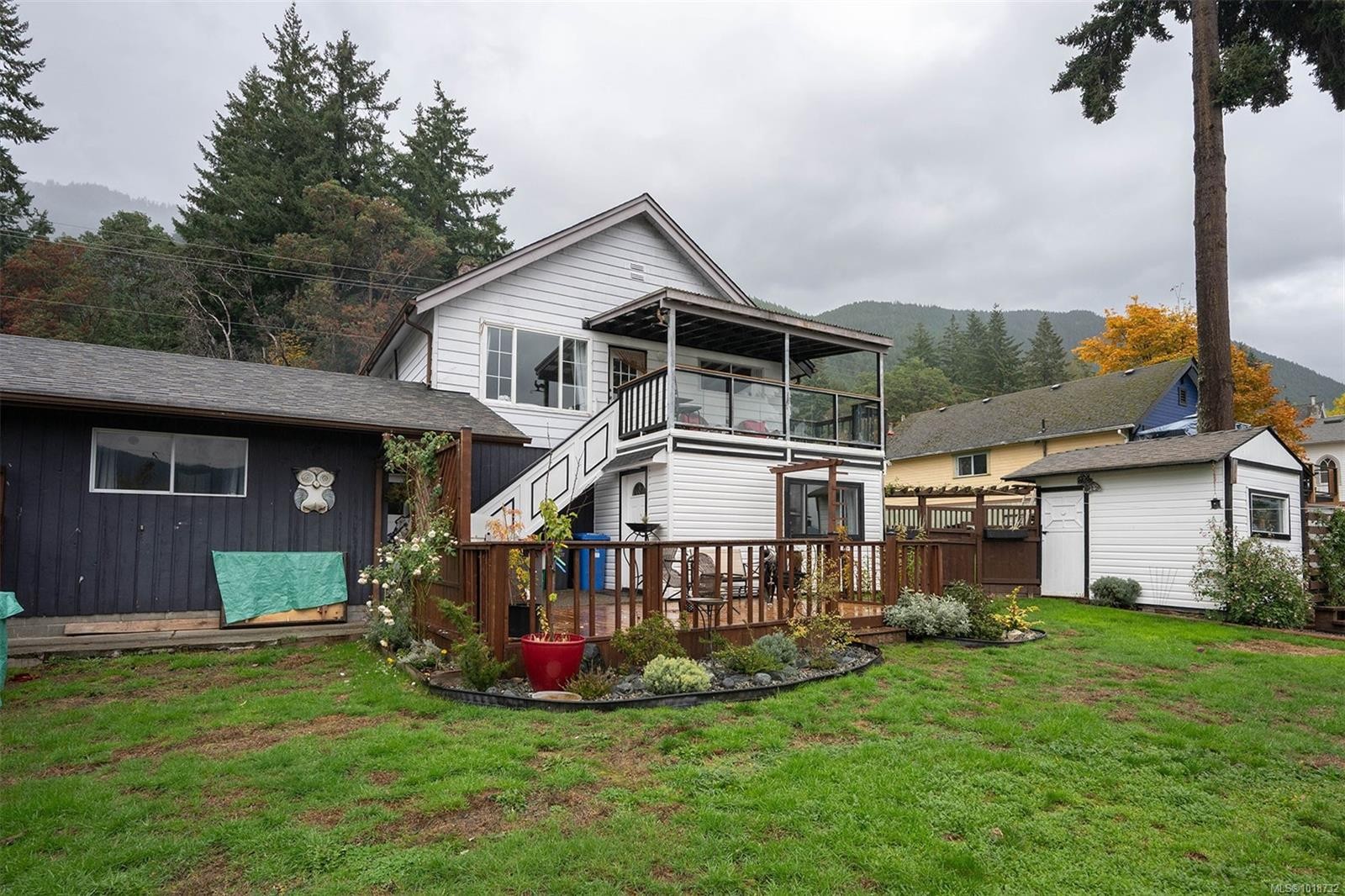 10654 Youbou Rd, Youbou, BC