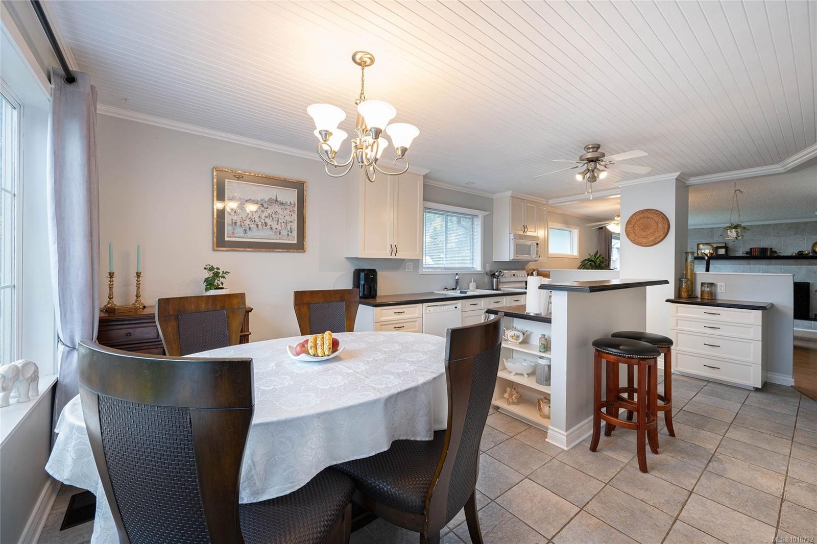 10654 Youbou Rd, Youbou, BC