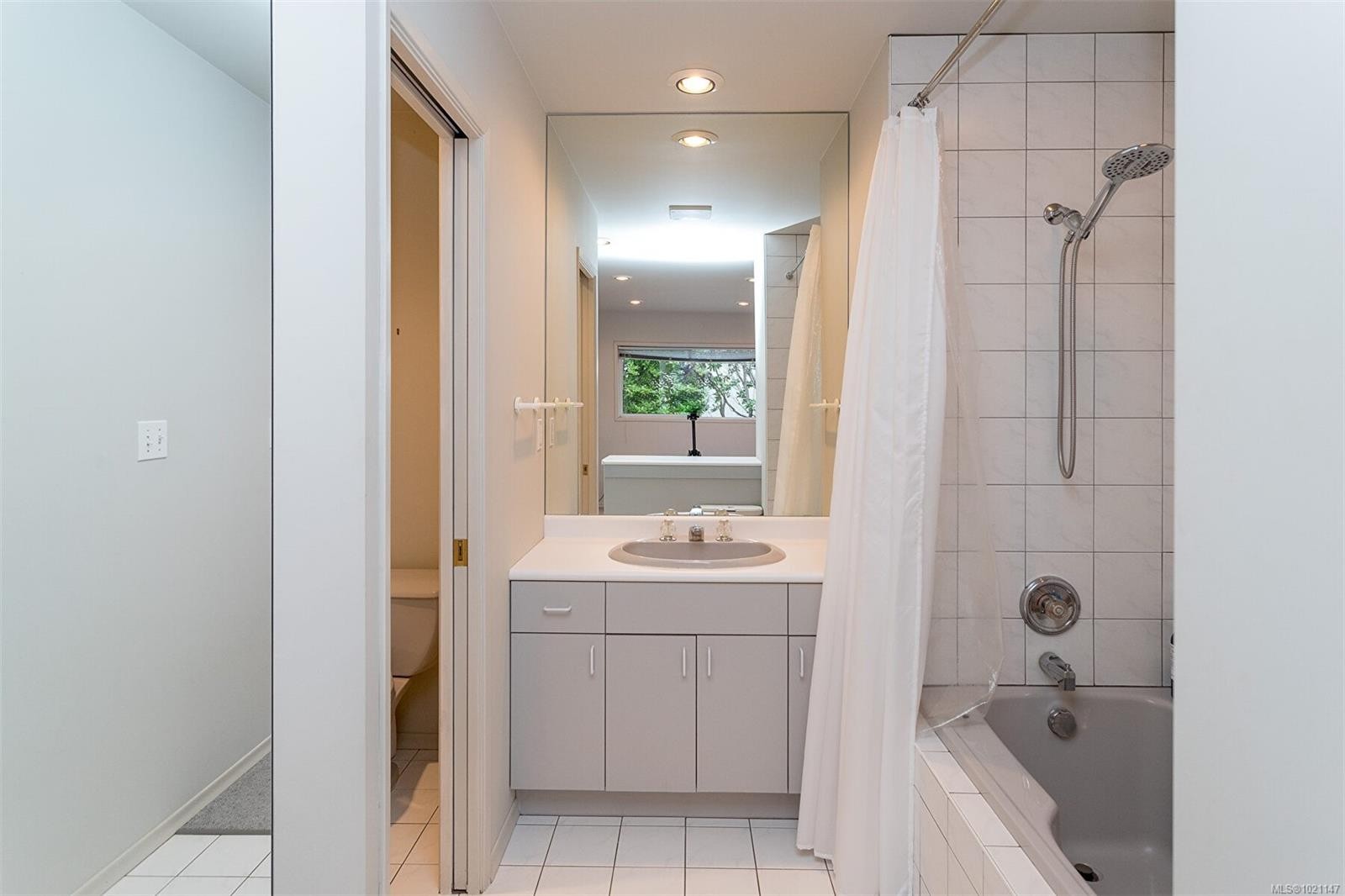 117 Barkley Terr, Oak Bay, BC