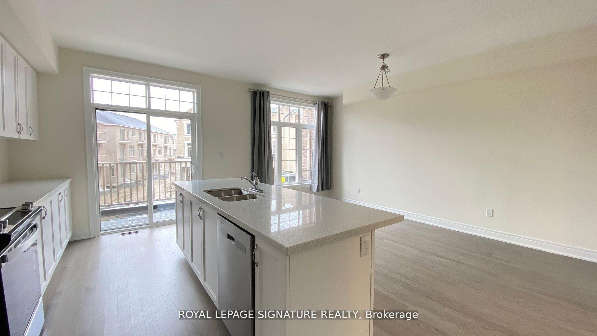303 Kirkham Drive, Markham, ON - Indoor Photo Showing Kitchen With Double Sink