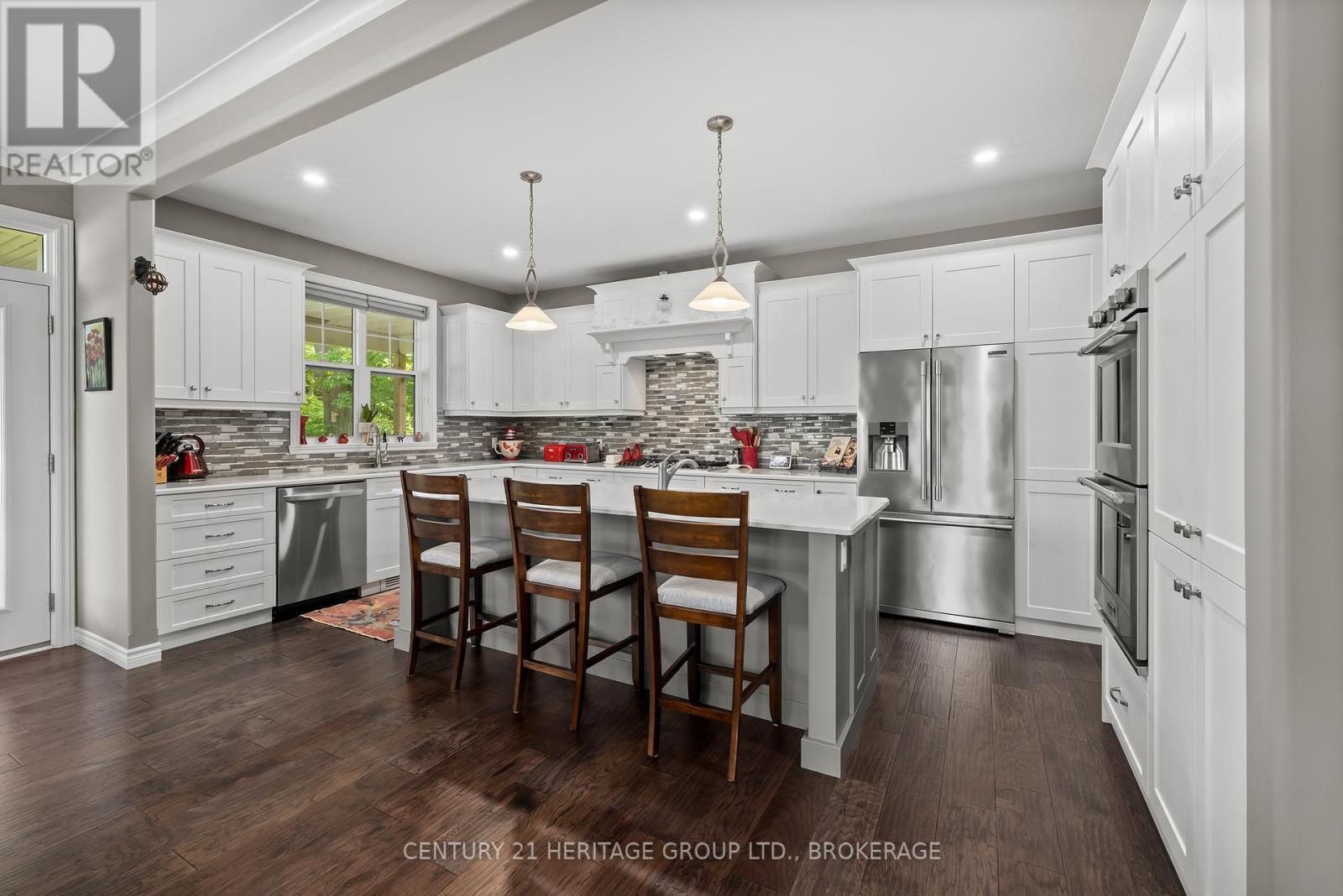 13 - 1071 Cranberry Cove Lane, Frontenac (Frontenac South), ON - Indoor Photo Showing Kitchen With Upgraded Kitchen
