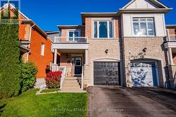 15 AMOS LEHMAN WAY Whitchurch-Stouffville, ON L4A 0J9