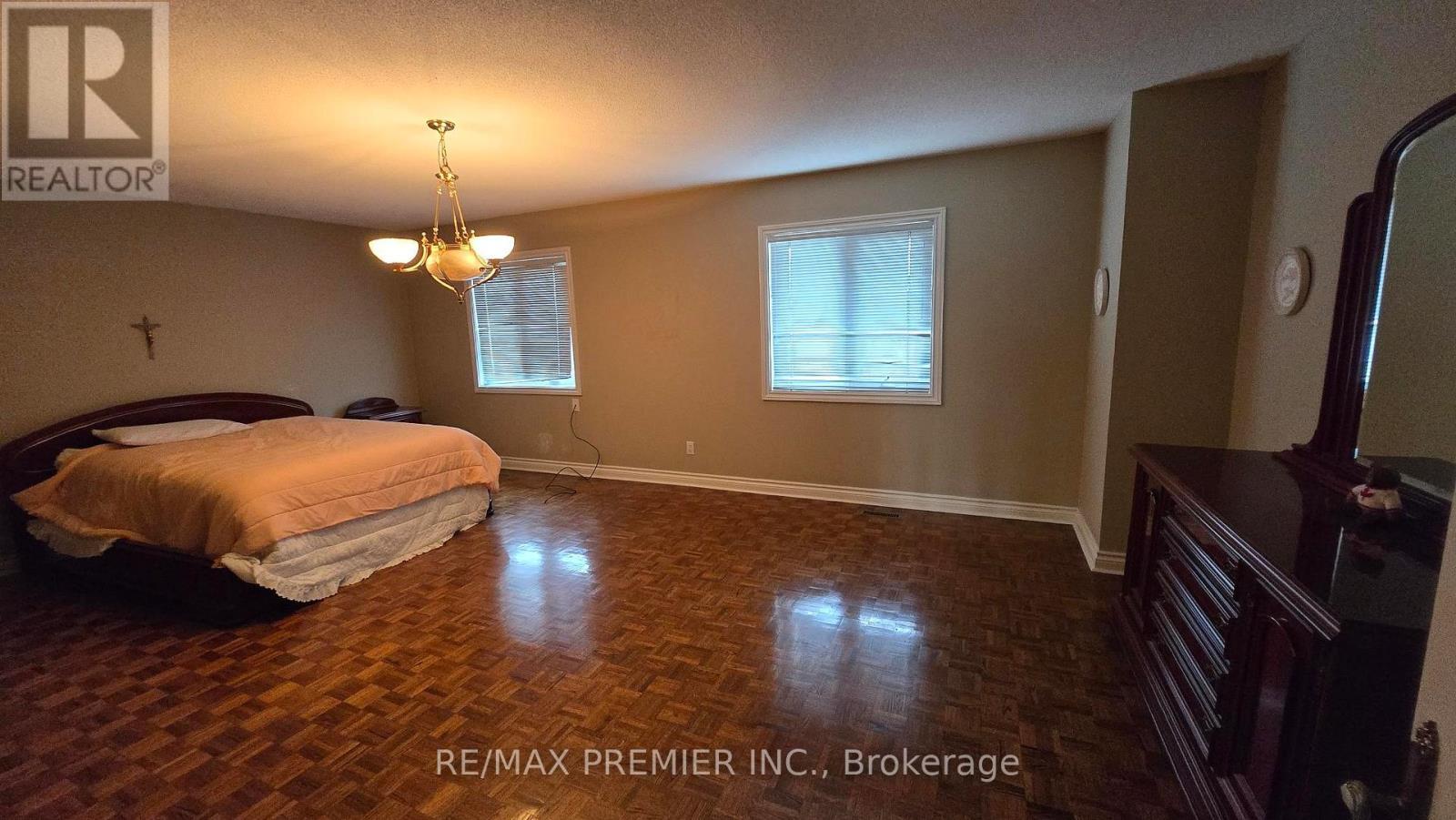 36 Railway Street, Vaughan, ON - Indoor