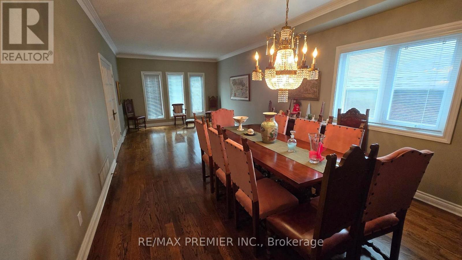 36 Railway Street, Vaughan, ON - Indoor Photo Showing Dining Room