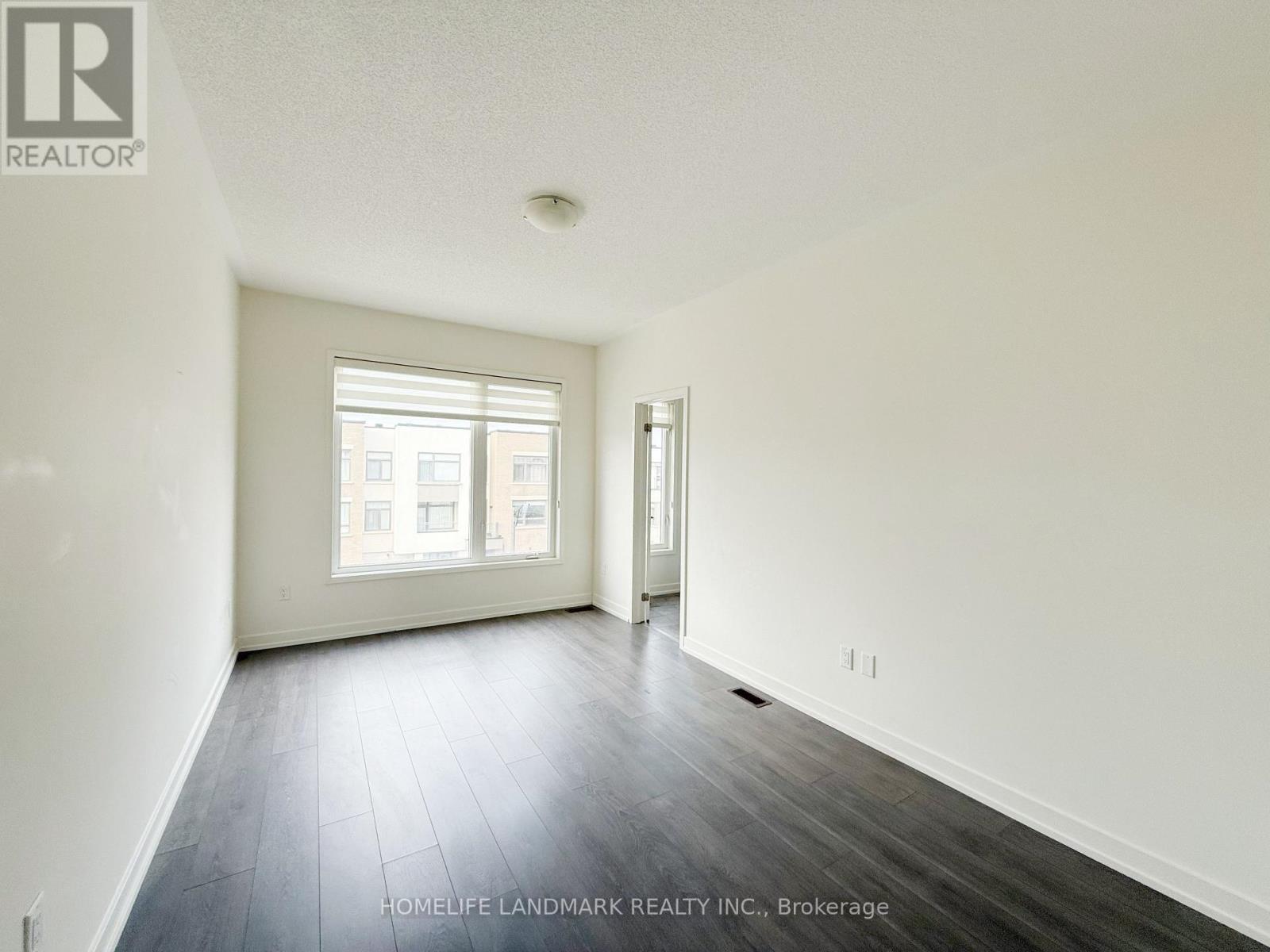 172 Squire Crescent, Oakville, ON - Indoor Photo Showing Other Room
