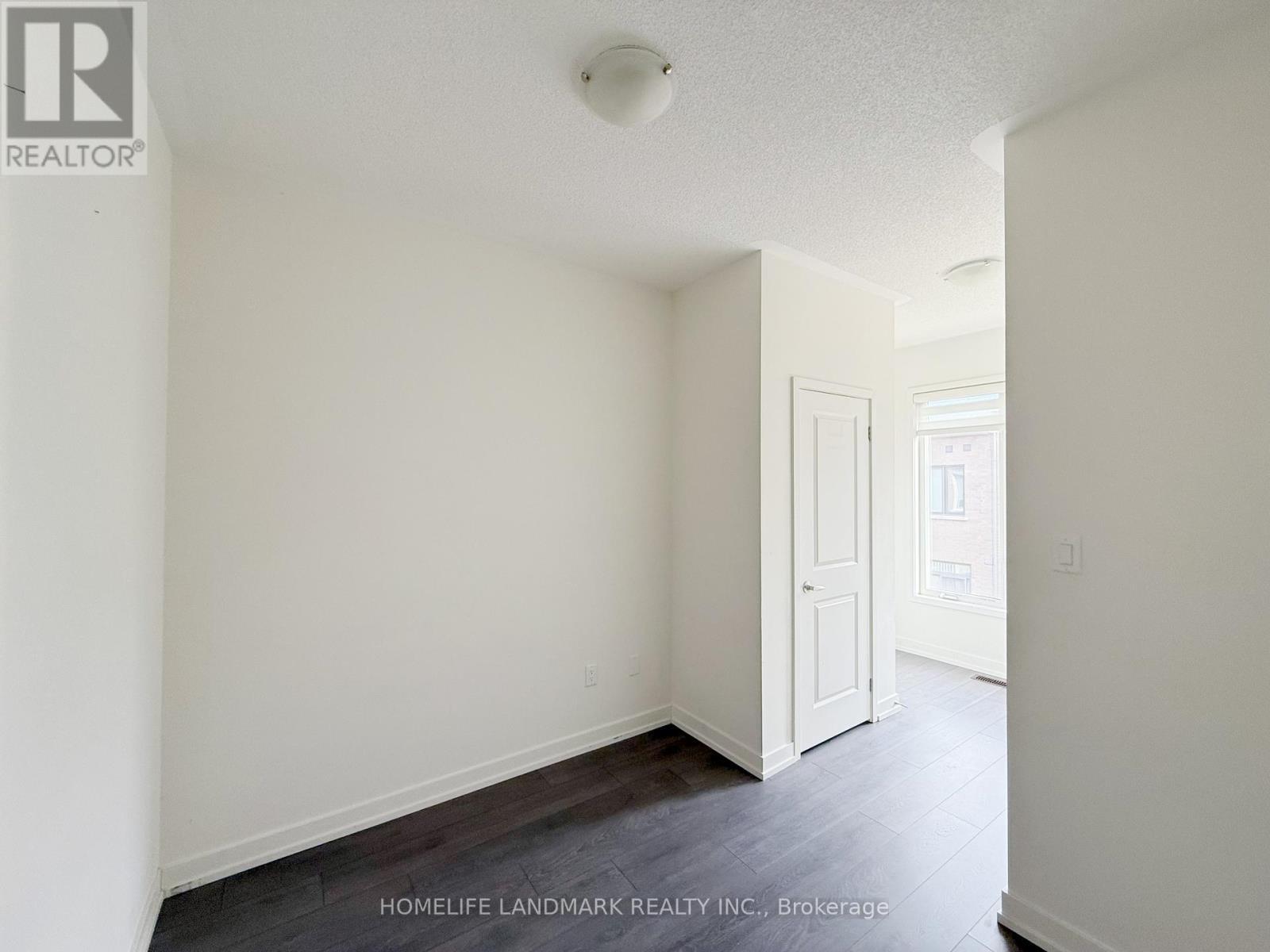 172 Squire Crescent, Oakville, ON - Indoor Photo Showing Other Room