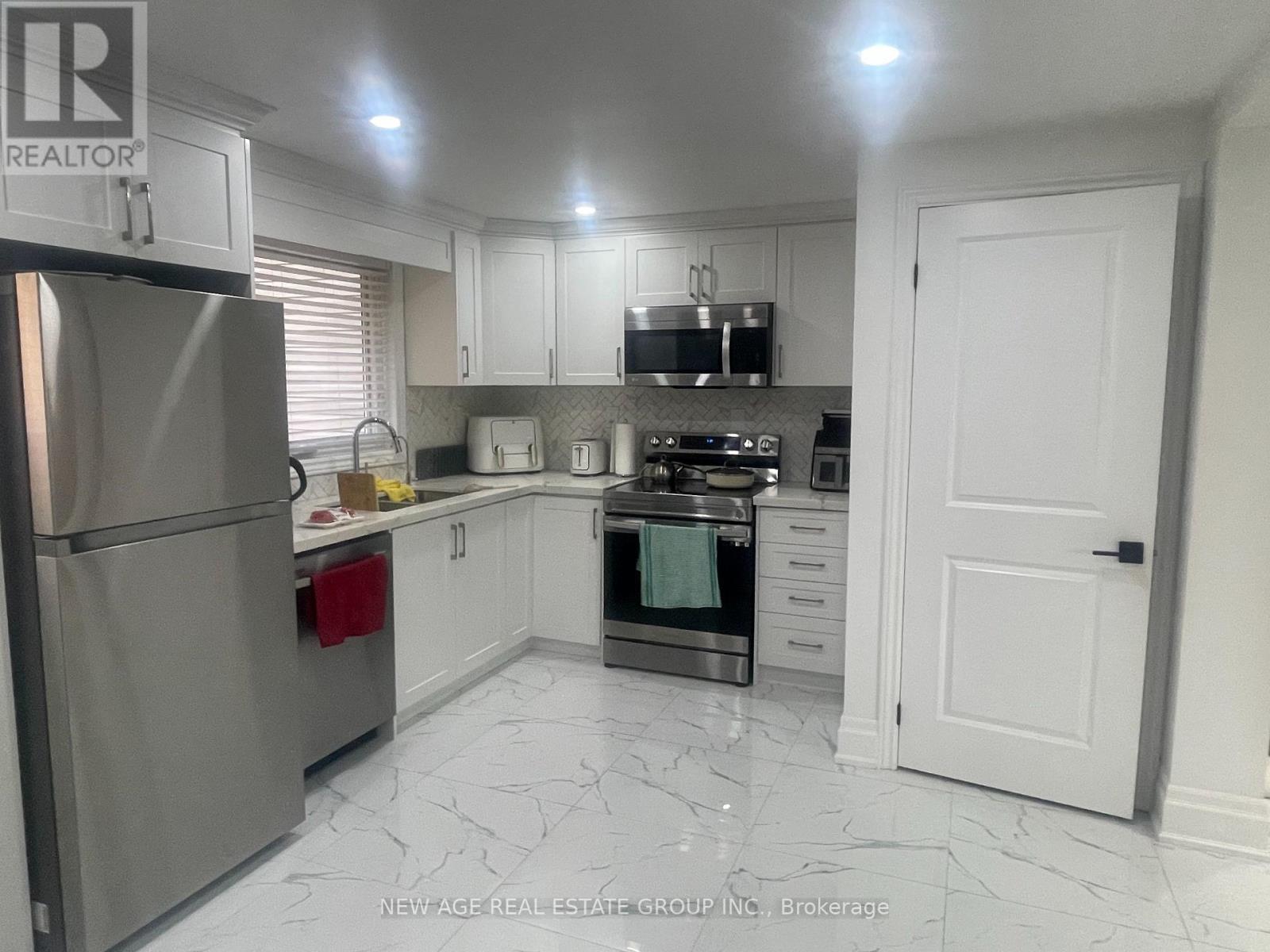 14726 Caledon King Townline Line, Caledon, ON - Indoor Photo Showing Kitchen