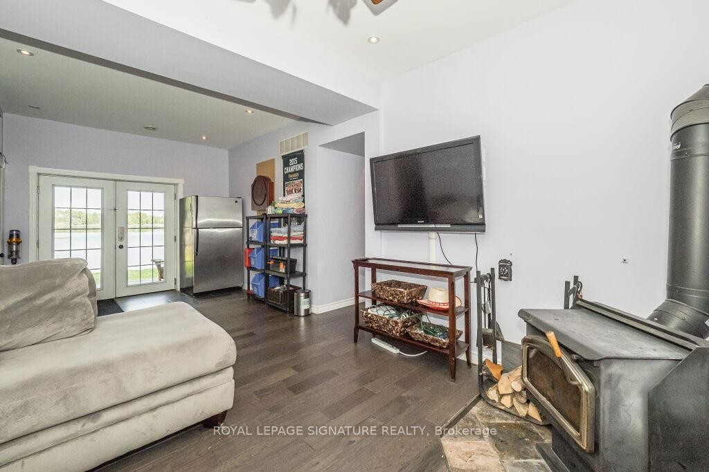 1127 Sunny Lake Road, Gravenhurst, ON - Indoor