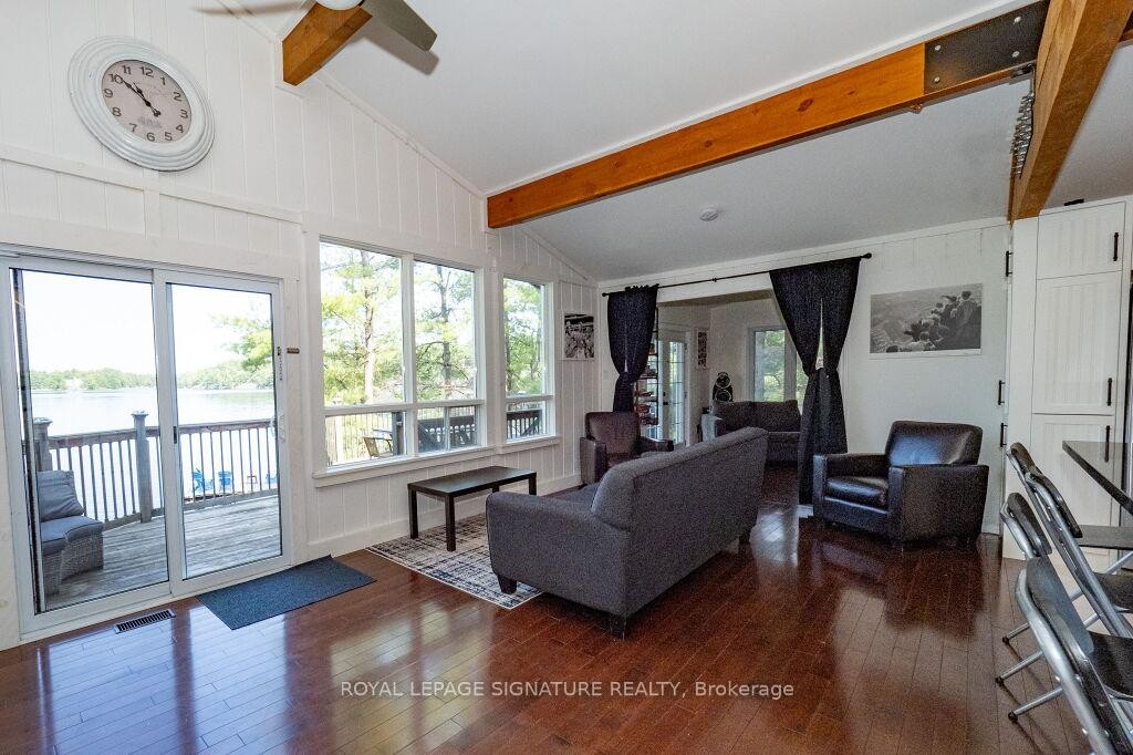 1127 Sunny Lake Road, Gravenhurst, ON - Indoor