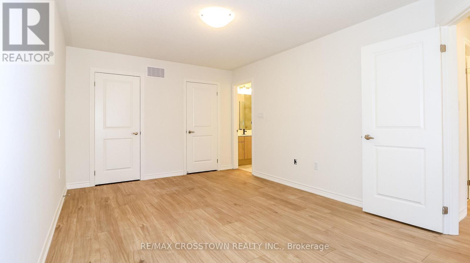 Unit 20 - 2025 Matteer Court, Innisfil, ON - Indoor Photo Showing Other Room