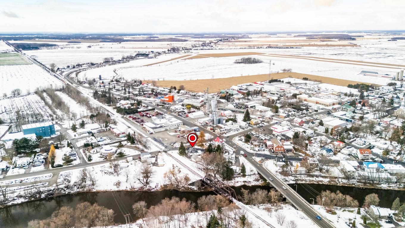 Aerial photo - 803 Rue St-Éphrem, Upton, QC - Outdoor With View