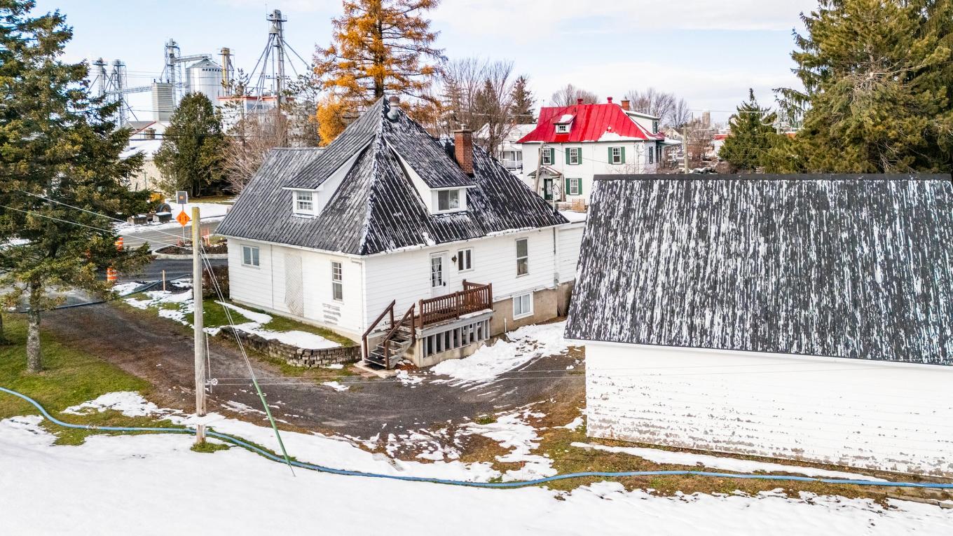 Back facade - 803 Rue St-Éphrem, Upton, QC - Outdoor