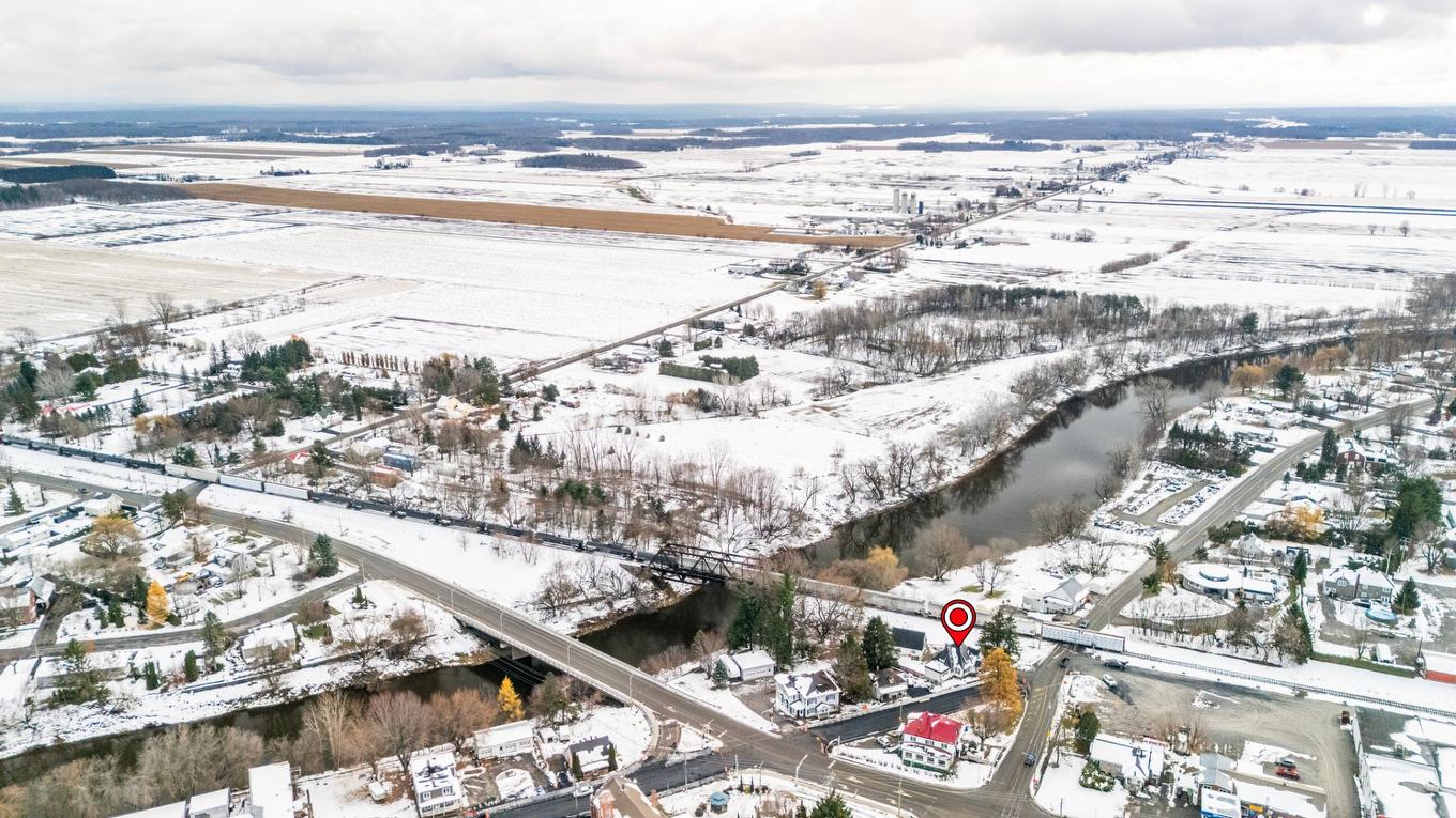 Aerial photo - 803 Rue St-Éphrem, Upton, QC - Outdoor With View