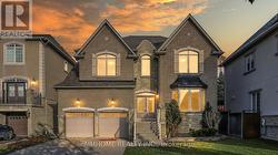 12 SWEET VALERIE COURT Vaughan, ON L6A 0C6