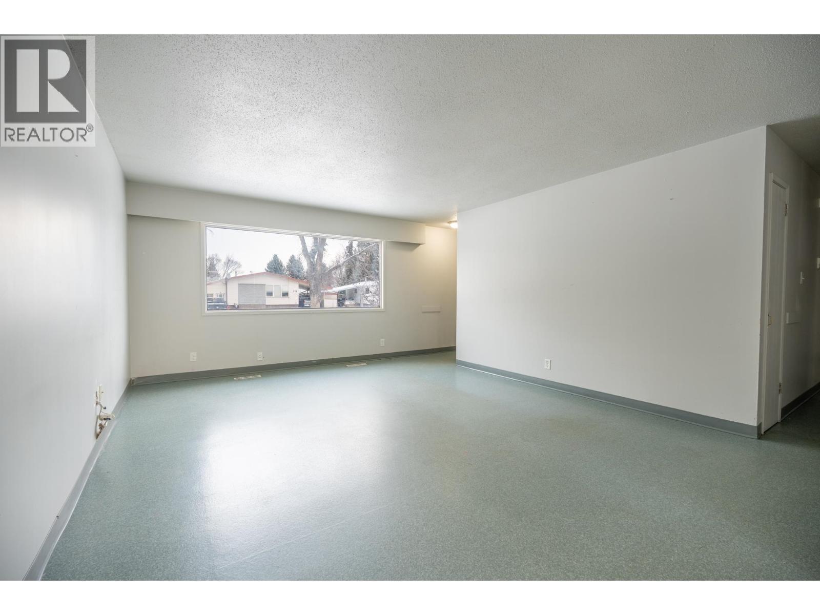 225 Laurel Crescent, Prince George, BC - Indoor