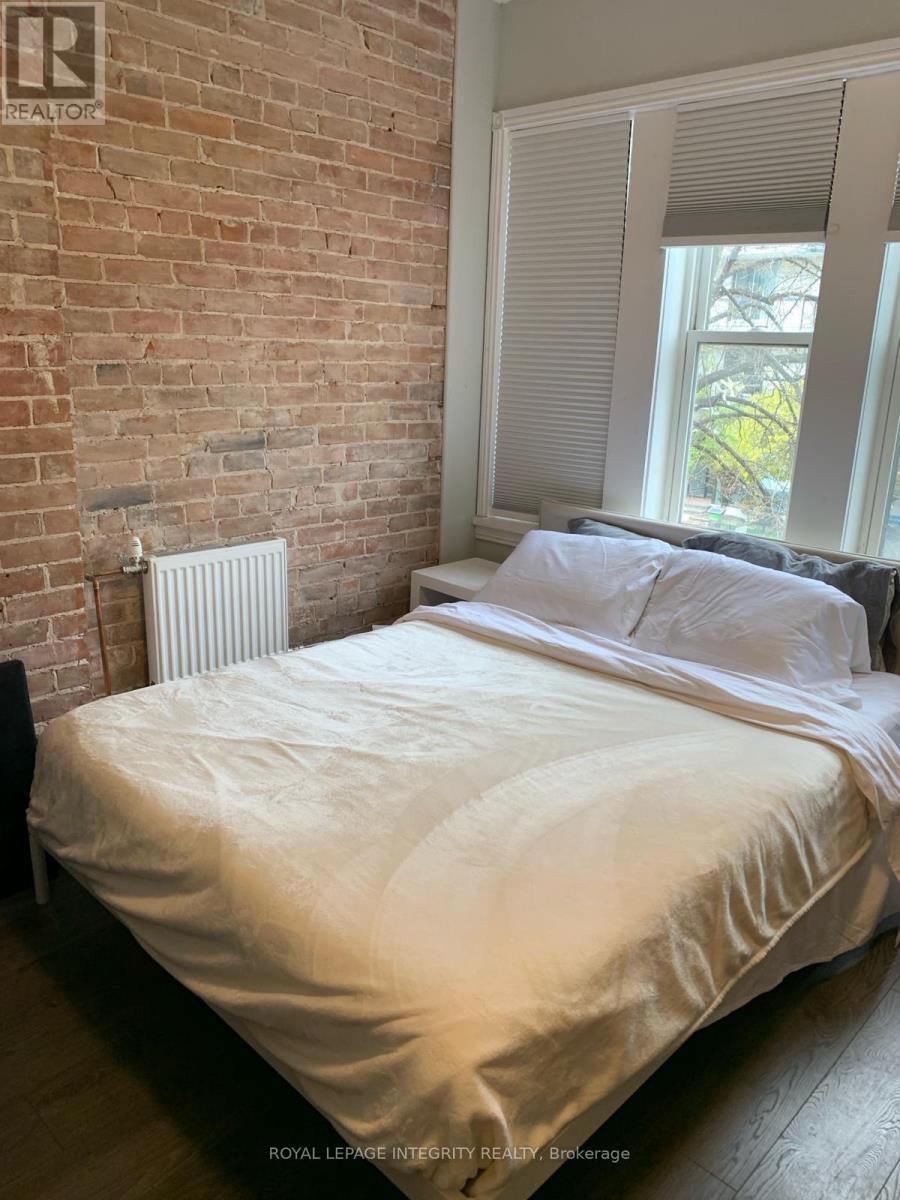 Unit 2B - 220 Argyle Avenue, Ottawa, ON - Indoor Photo Showing Bedroom
