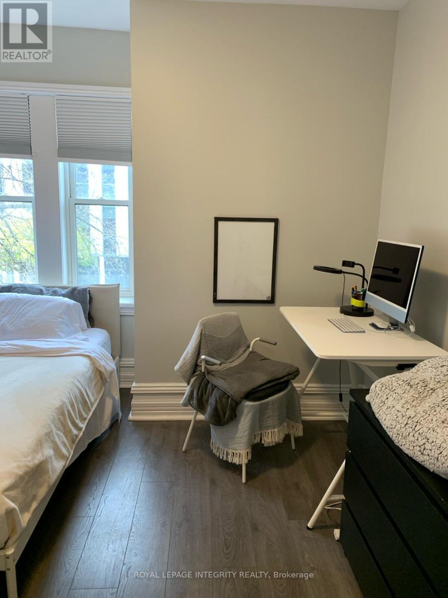 Unit 2B - 220 Argyle Avenue, Ottawa, ON - Indoor Photo Showing Bedroom
