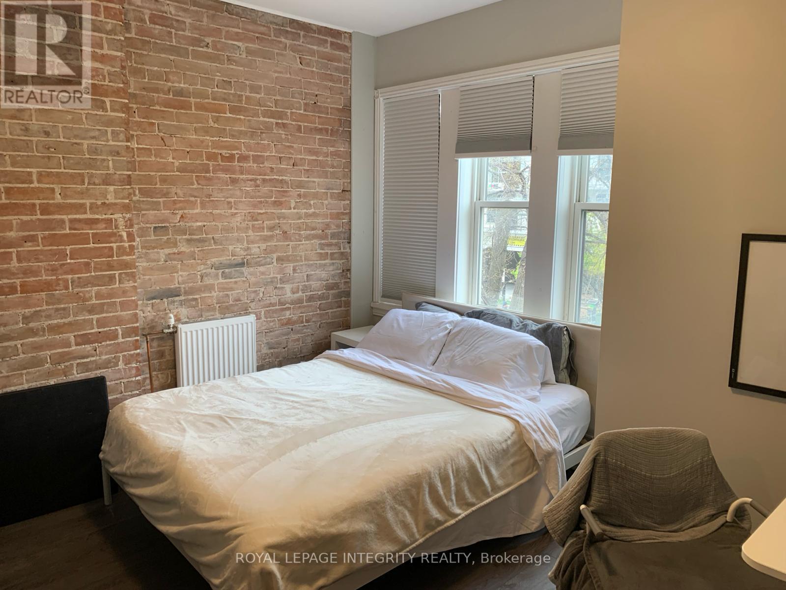 Unit 2B - 220 Argyle Avenue, Ottawa, ON - Indoor Photo Showing Bedroom