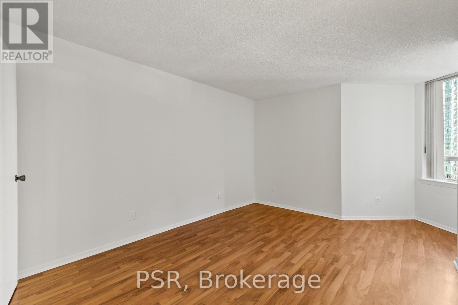 901 - 633 Bay Street, Toronto, ON - Indoor Photo Showing Other Room