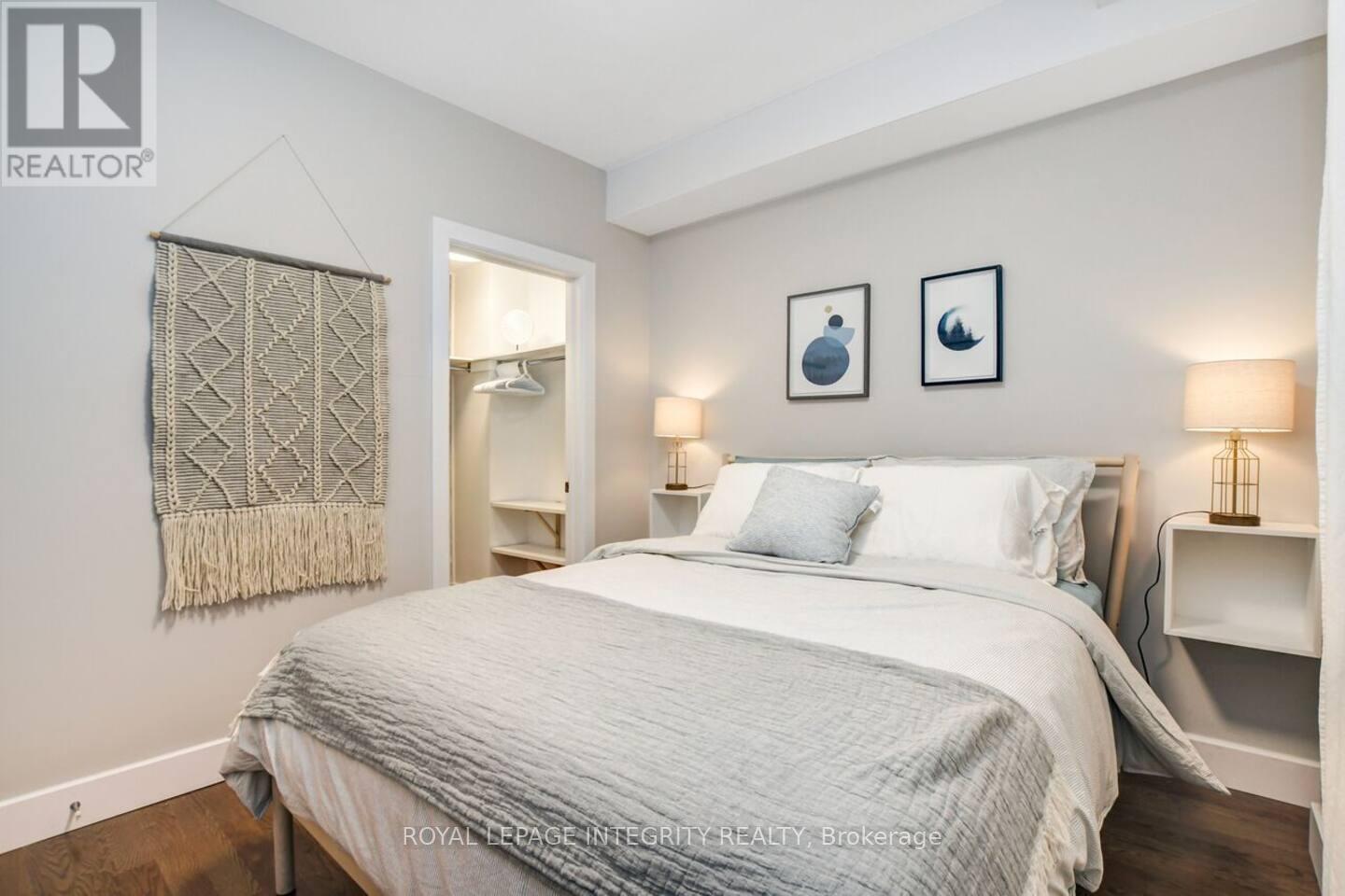 Unit 1 - 222 Argyle Avenue, Ottawa, ON - Indoor Photo Showing Bedroom