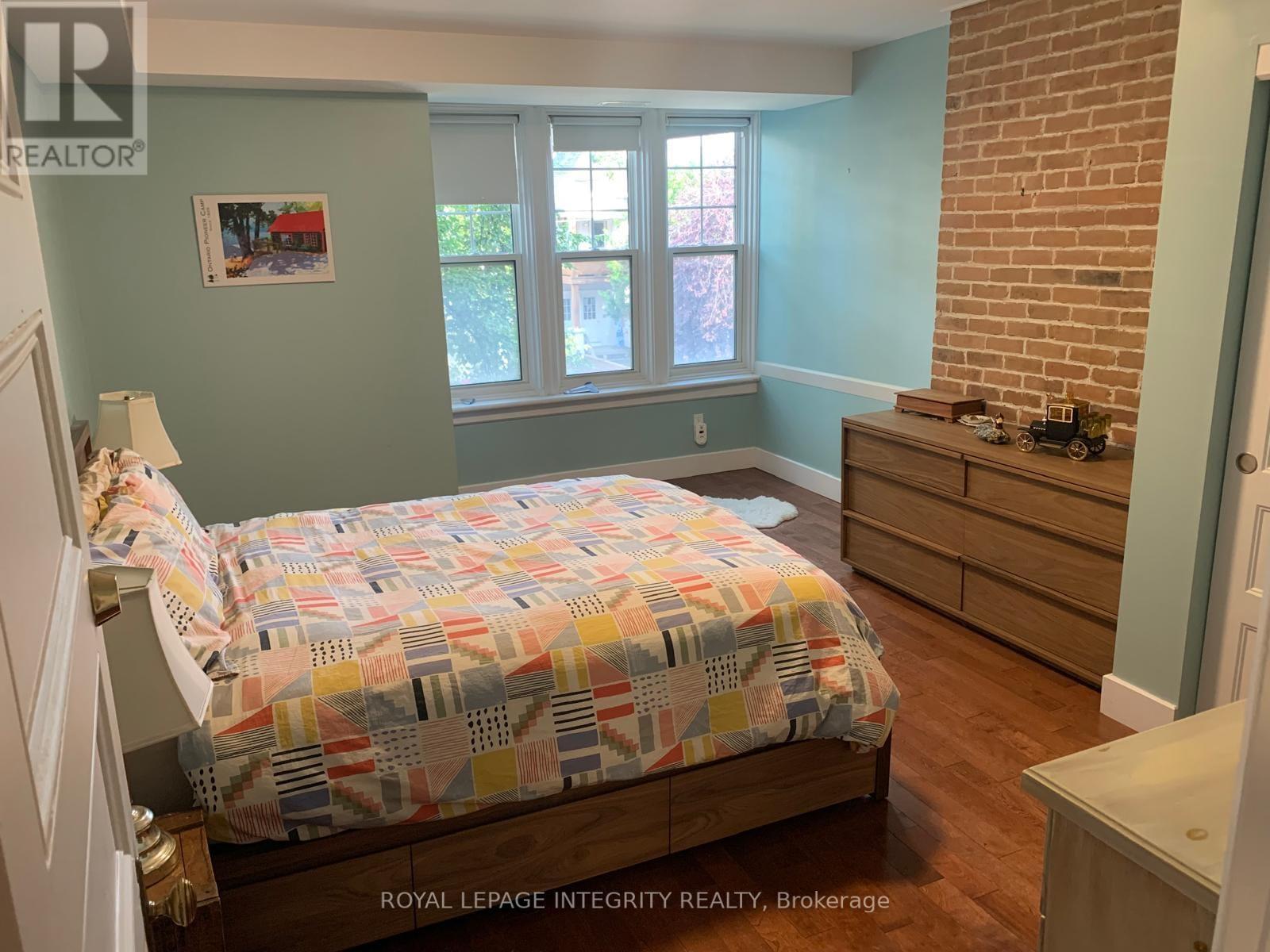 Unit 2 - 222 Argyle Avenue, Ottawa, ON - Indoor Photo Showing Bedroom