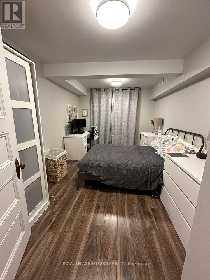 Unit 4 - 222 Argyle Avenue, Ottawa, ON - Indoor Photo Showing Bedroom