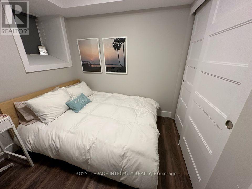 Unit 4 - 222 Argyle Avenue, Ottawa, ON - Indoor Photo Showing Bedroom