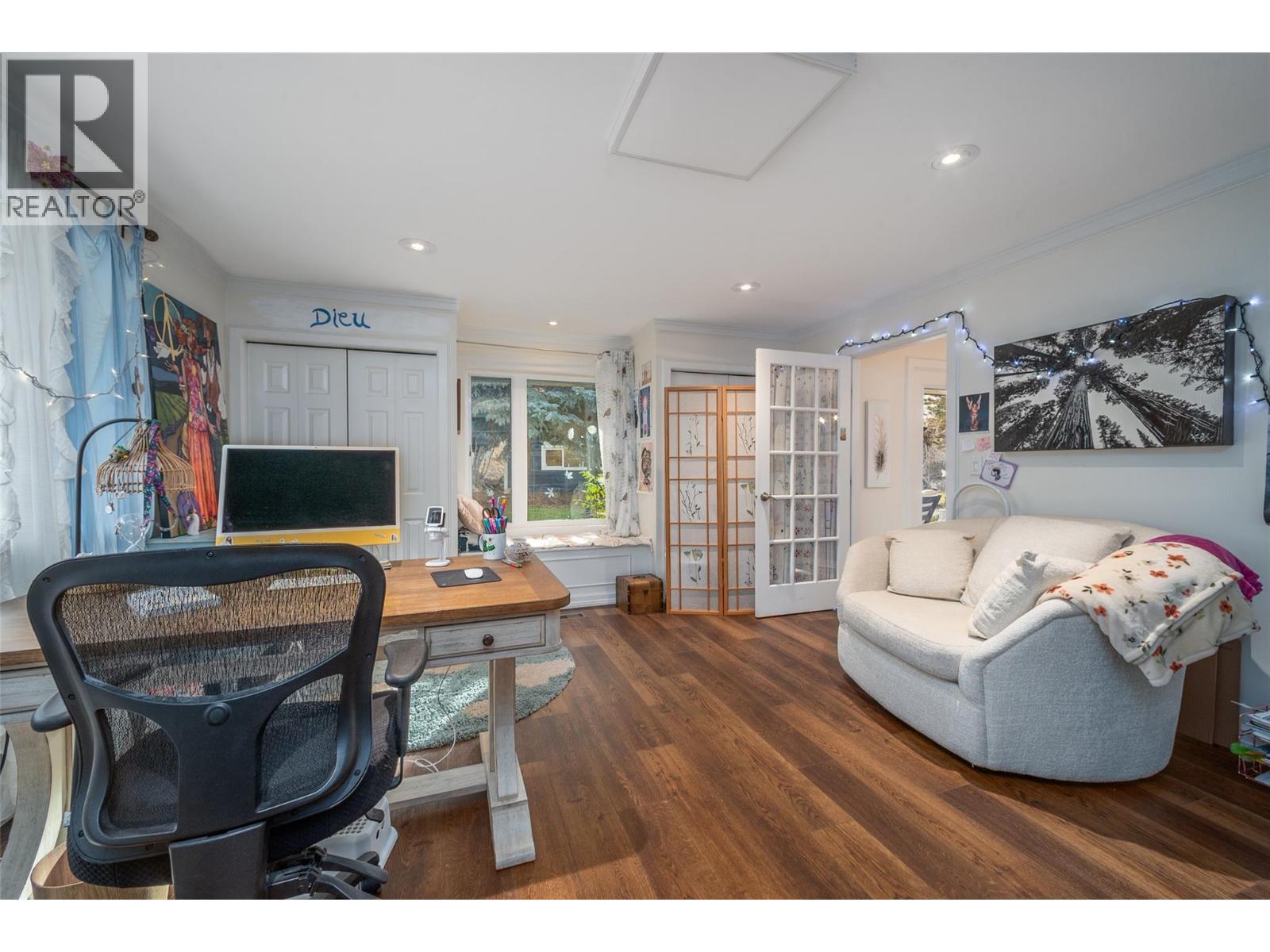 514 Hawes Court, Kelowna, BC - Indoor Photo Showing Office