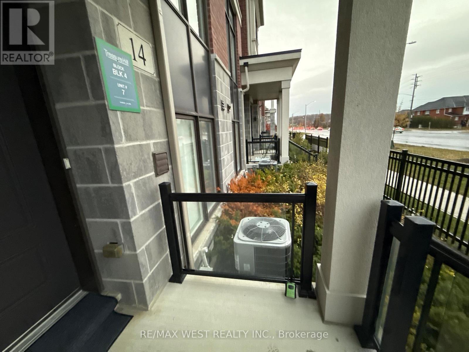 Bsmt - 14 Pantheon Lane, Markham, ON - With Exterior