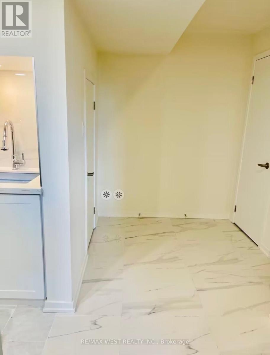 Bsmt - 14 Pantheon Lane, Markham, ON - Indoor Photo Showing Other Room