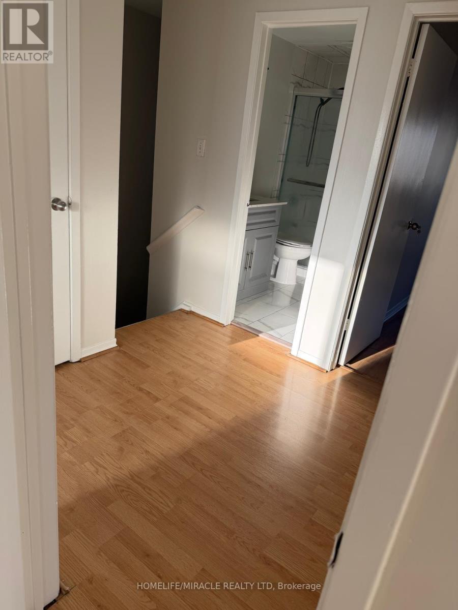 96 Carleton Place, Brampton, ON - Indoor Photo Showing Other Room