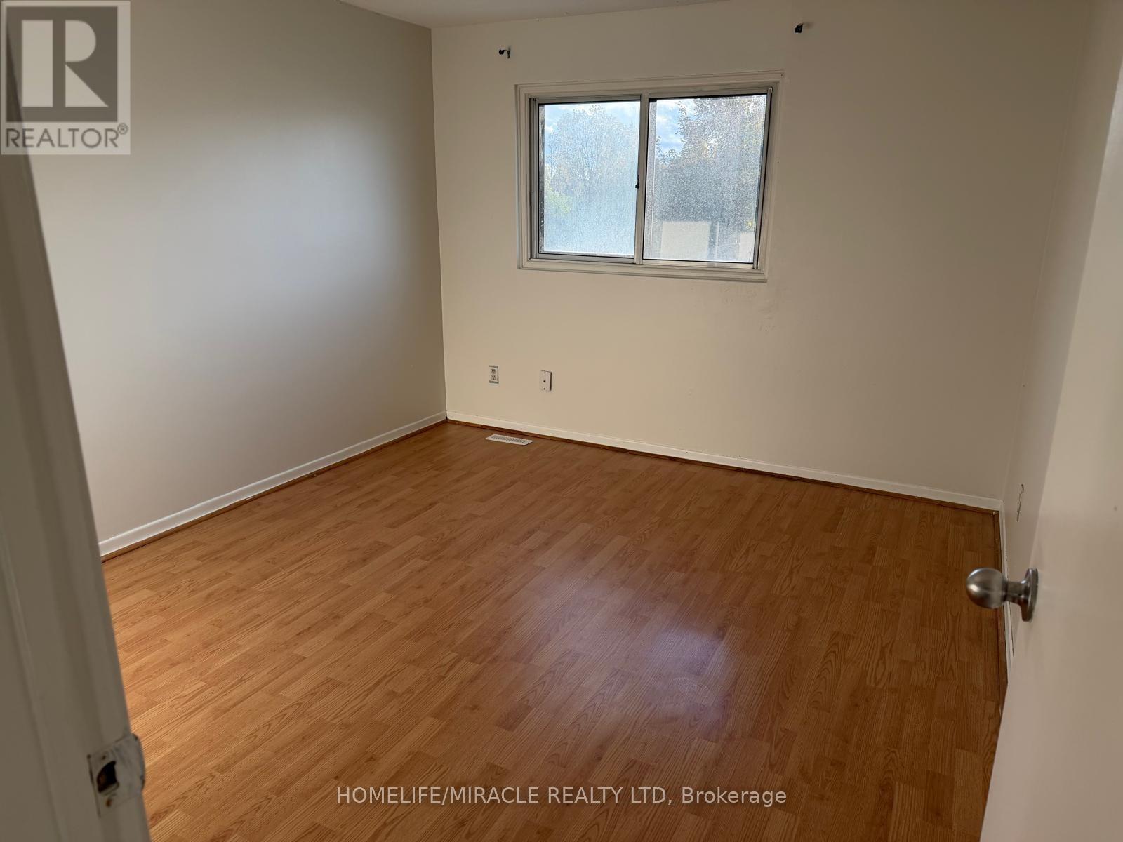 96 Carleton Place, Brampton, ON - Indoor Photo Showing Other Room