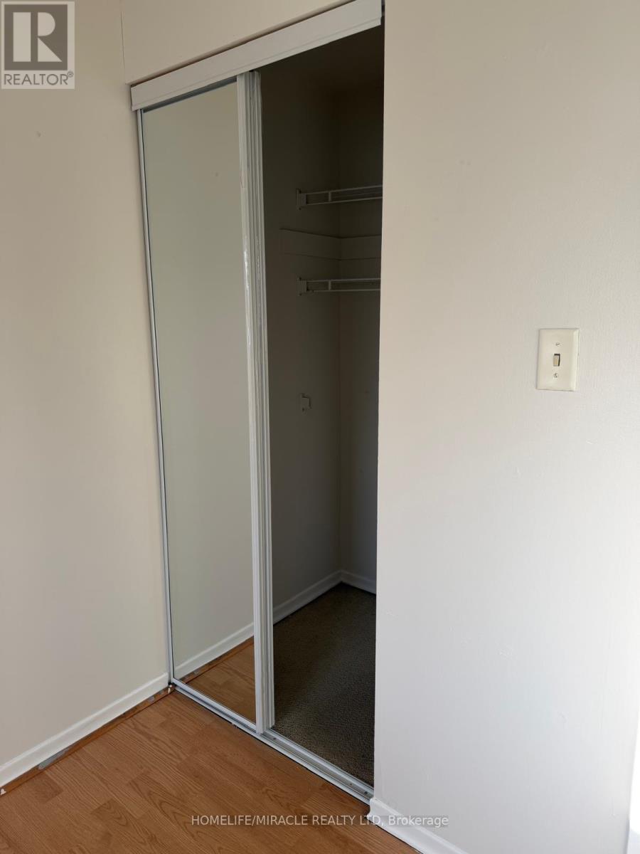 96 Carleton Place, Brampton, ON - Indoor Photo Showing Other Room