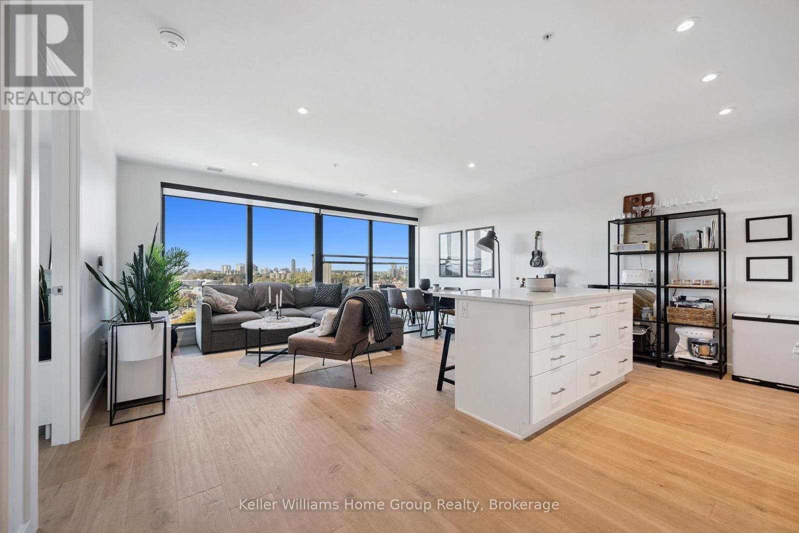 1105 - 181 King Street S, Waterloo, ON - Indoor