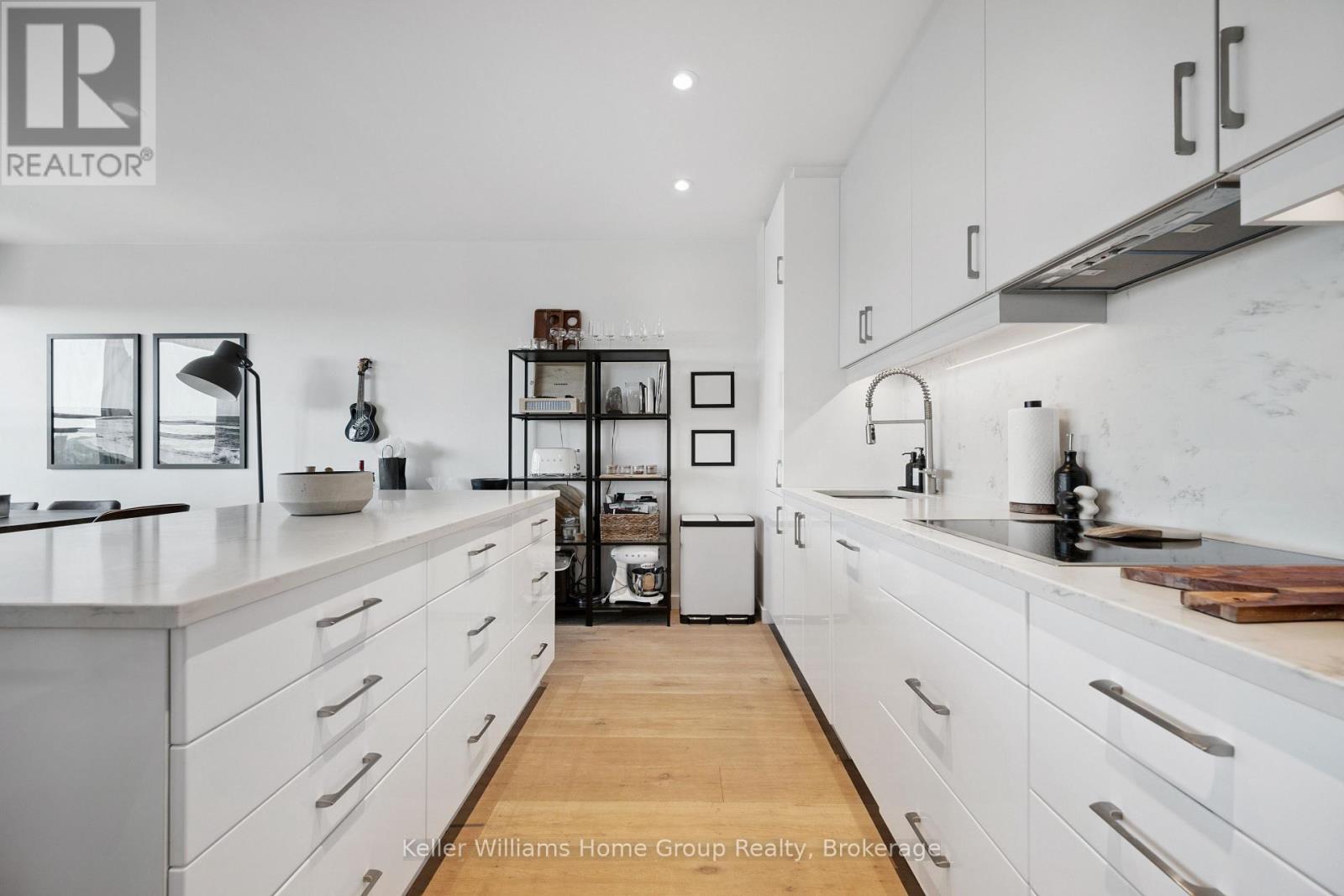 1105 - 181 King Street S, Waterloo, ON - Indoor Photo Showing Kitchen With Upgraded Kitchen